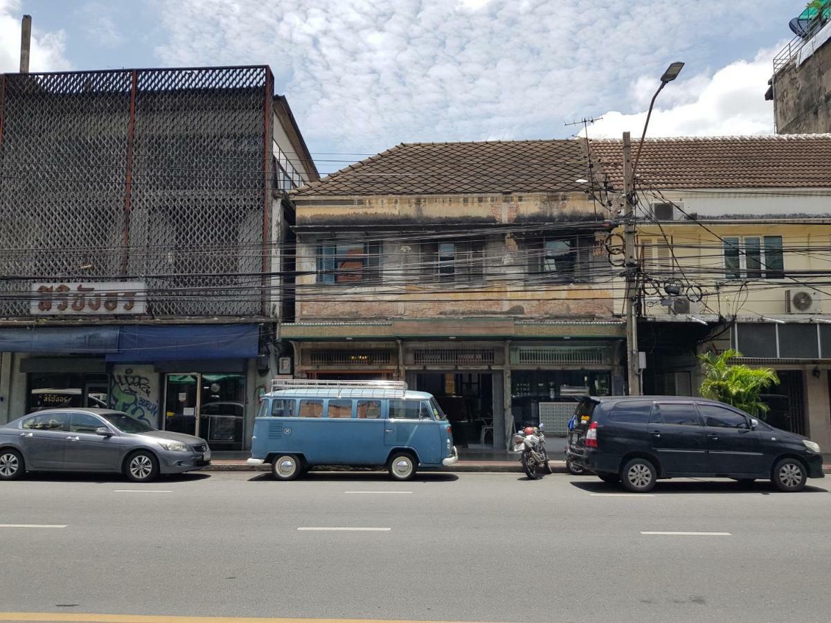 Tepbunthom Hostel Bangkok Exterior foto